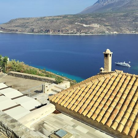 Villa Smaragda Liménion Pokoj fotografie